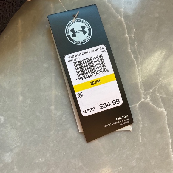 (CLOSET CLOSING FINAL SALE) Under Armor USA Sports Bra and Leggings Set - Picture 9 of 15